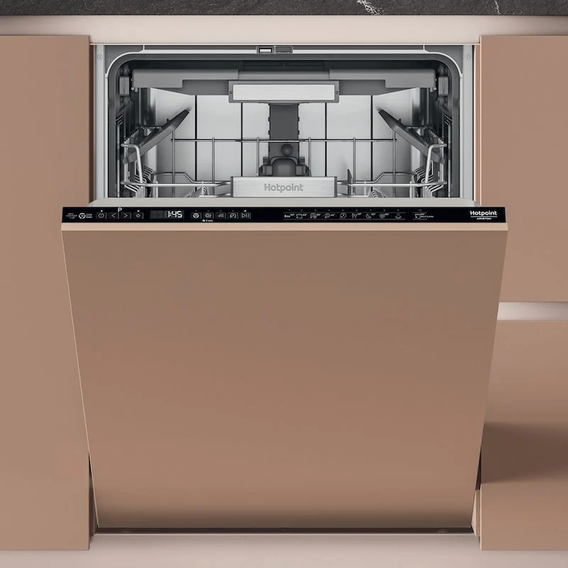 Lavastoviglie Ad Incasso Hotpoint H7IHP42LO 15 Coperti Classe C (A82xL59,8xP55,5) Funzione Mezzo Carico Maxi Space